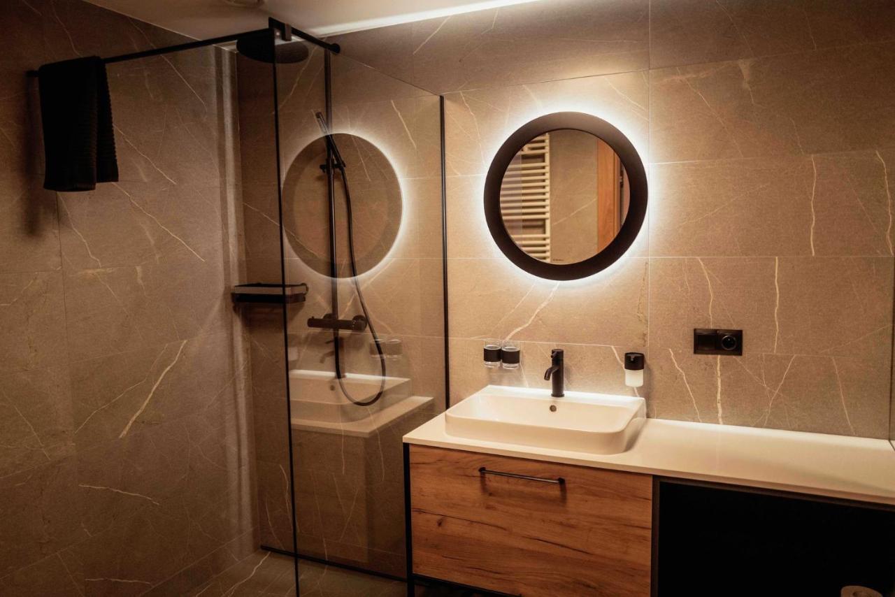 Hotel Angie プシュチコボ エクステリア 写真